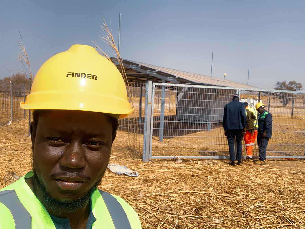 Lassana Bathily en Stage chez Off-Grid Africa